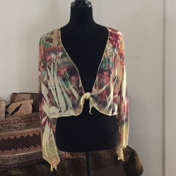 Tops - Beautiful Sheer top